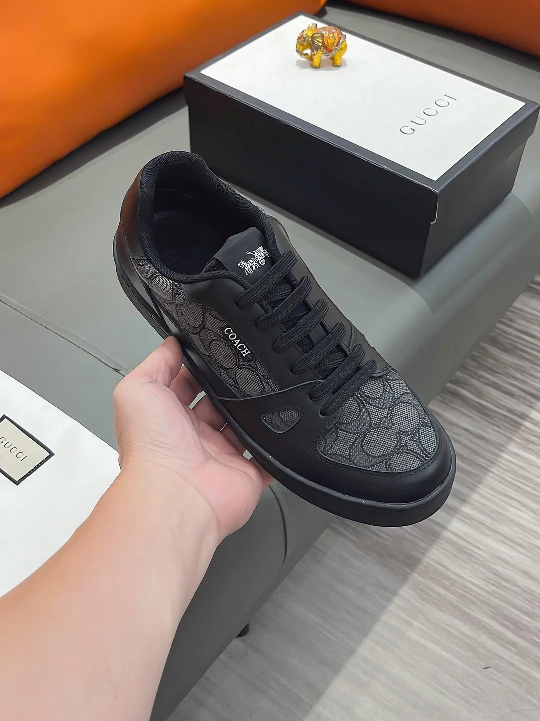 Men's shoes GUCCI "Gucci" P420 Regular size: 38-44 (casual shoes) Product materials: Selected cowhide upper, soft sheepskin lining; original outsole.